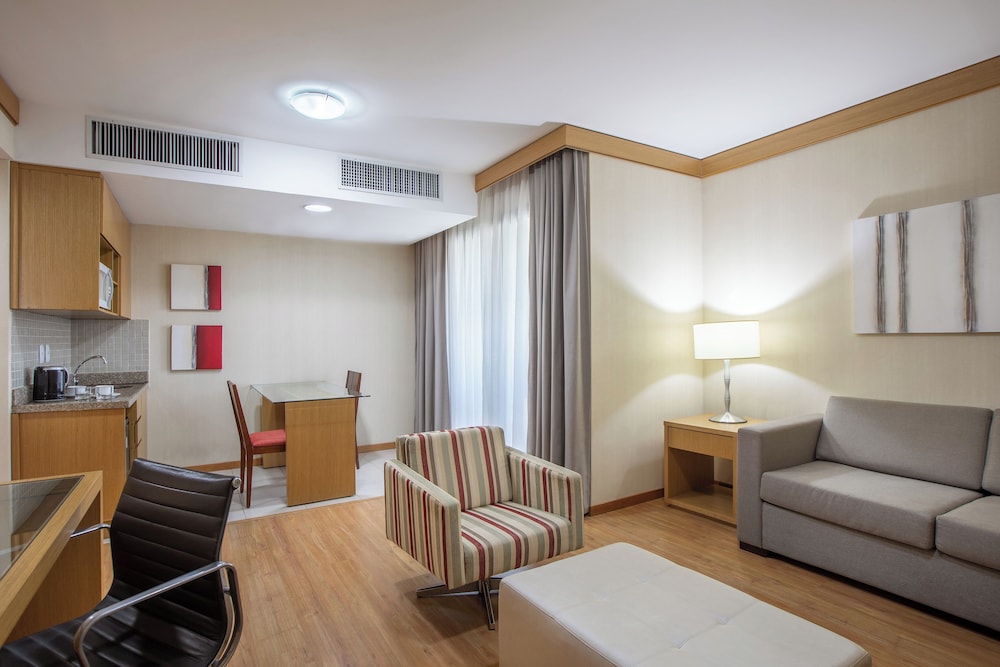 Premium King Vista ciudad del hotel Brasil 21 Convention Affiliated By Melia. Foto 3
