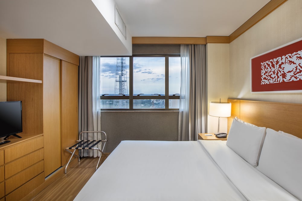 Superior King with TV Tower View Vista ciudad del hotel Brasil 21 Convention Affiliated By Melia