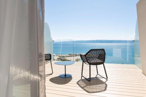 Habitación Premium con balcón y vistas al mar del hotel Radisson Blu Resort and Spa, Split