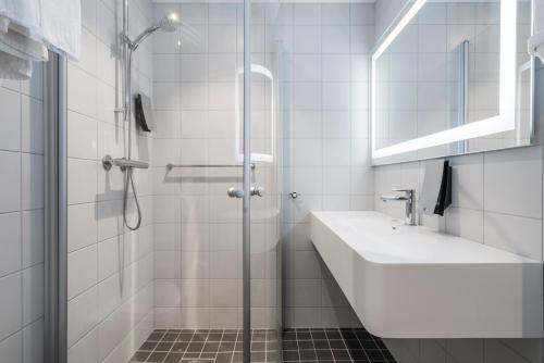 Habitación Doble Estándar del hotel Thon Lofoten. Foto 1