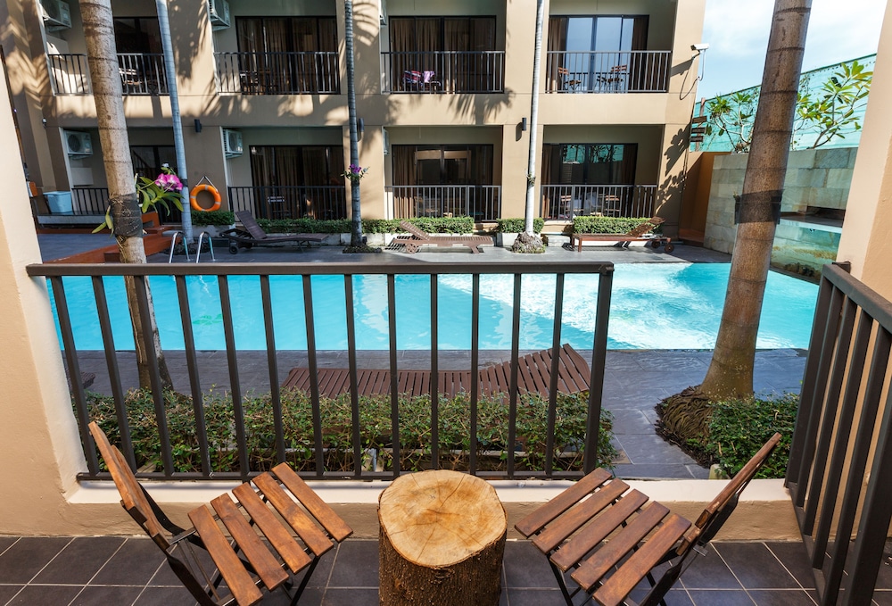 Deluxe Pool Access without airport transfer del hotel The Cottage Suvarnabhumi. Foto 5