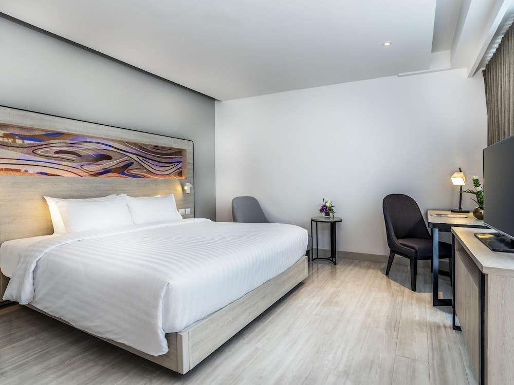 Habitación Ejecutiva con cama King del hotel Novotel Phuket City Phokeethra - Sha Extra Plus