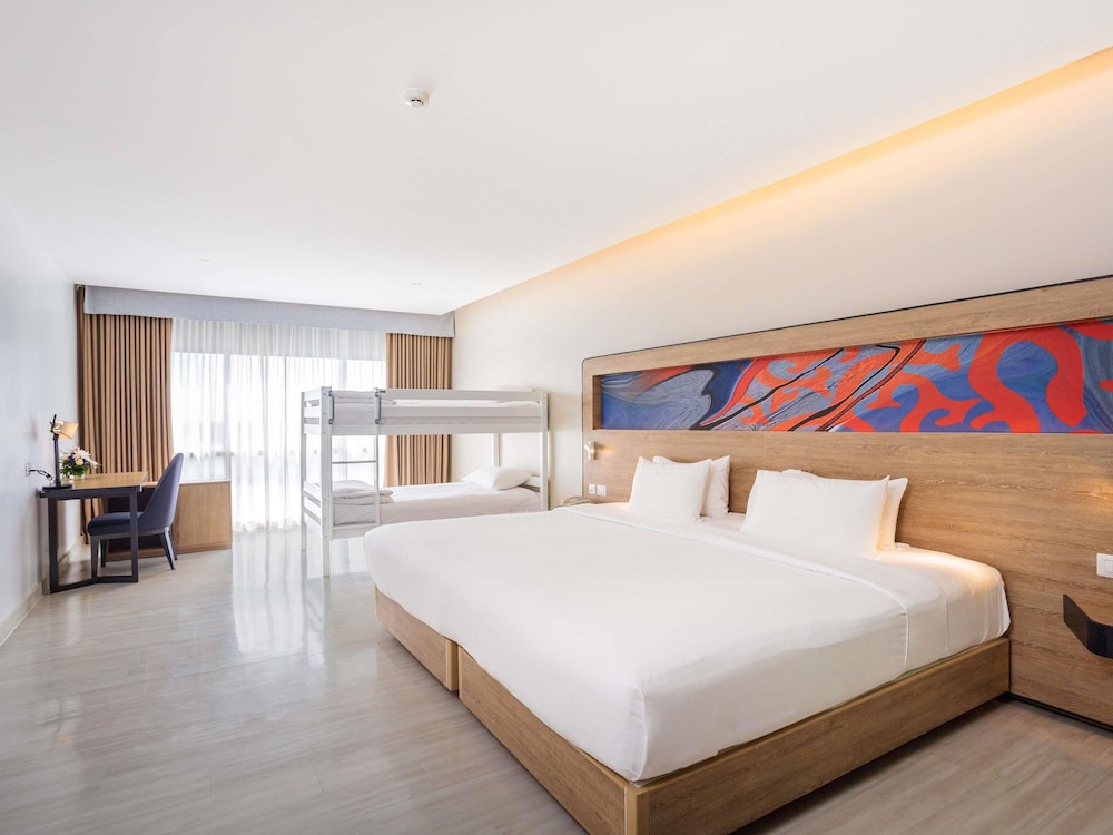 Habitación Familiar del hotel Novotel Phuket City Phokeethra - Sha Extra Plus. Foto 4