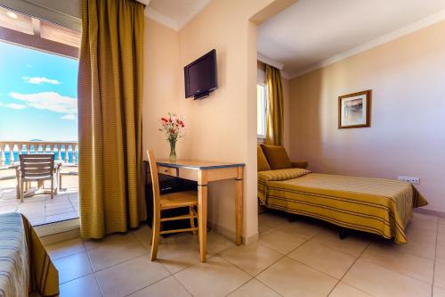 Habitación Familiar del hotel Mirador. Foto 1