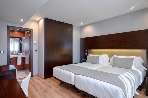 Habitación Doble Superior - 2 camas del hotel Turia Granada. Foto 4