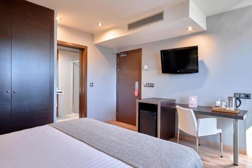 Habitación Doble Superior del hotel Turia Granada. Foto 4
