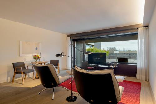 Suite Junior con terraza del hotel Eurostars Pamplona. Foto 5