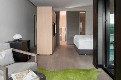 Habitación doble Gran Lujo del hotel Eurostars Pamplona. Foto 3