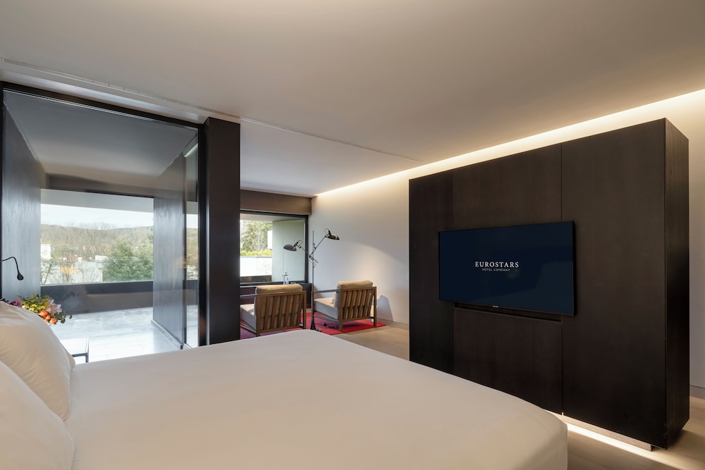 Habitación Grand (Deluxe) del hotel Eurostars Pamplona