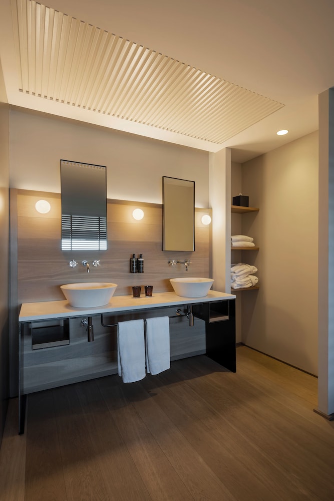 Suite Grand del hotel Eurostars Pamplona. Foto 3