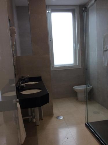 Habitación Triple del hotel Ciudad De Fuenlabrada. Foto 5
