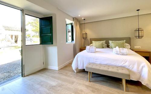 Junior suite with terrace in the main building del hotel El Patio. Foto 2