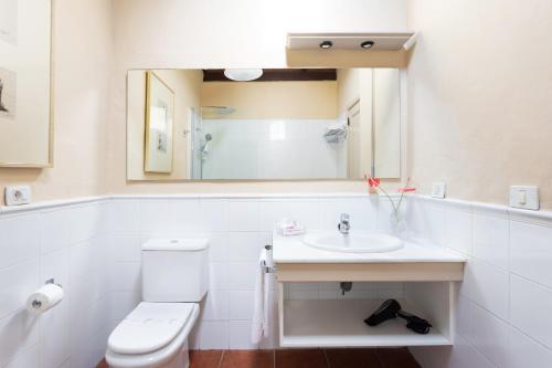 Habitación Doble Superior - 1 o 2 camas del hotel El Patio. Foto 5