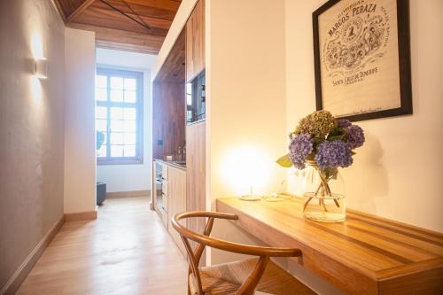 Suite con vistas al mar del hotel El Patio. Foto 3