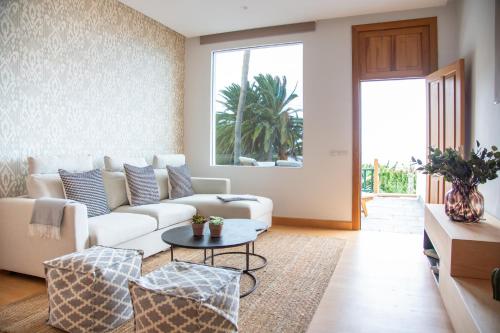 Suite con vistas al mar del hotel El Patio. Foto 9