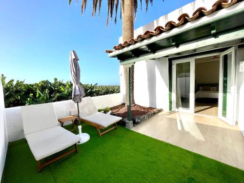 Suite with terrace 500 meters from the main building del hotel El Patio. Foto 1