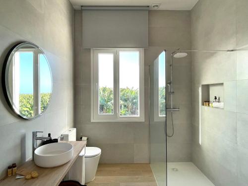 Suite with terrace 500 meters from the main building del hotel El Patio. Foto 3