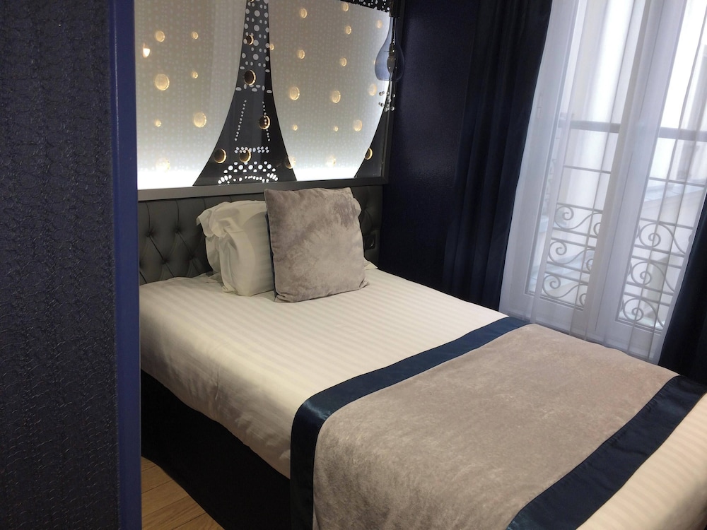 Habitación individual del hotel Les Bulles de Paris. Foto 2