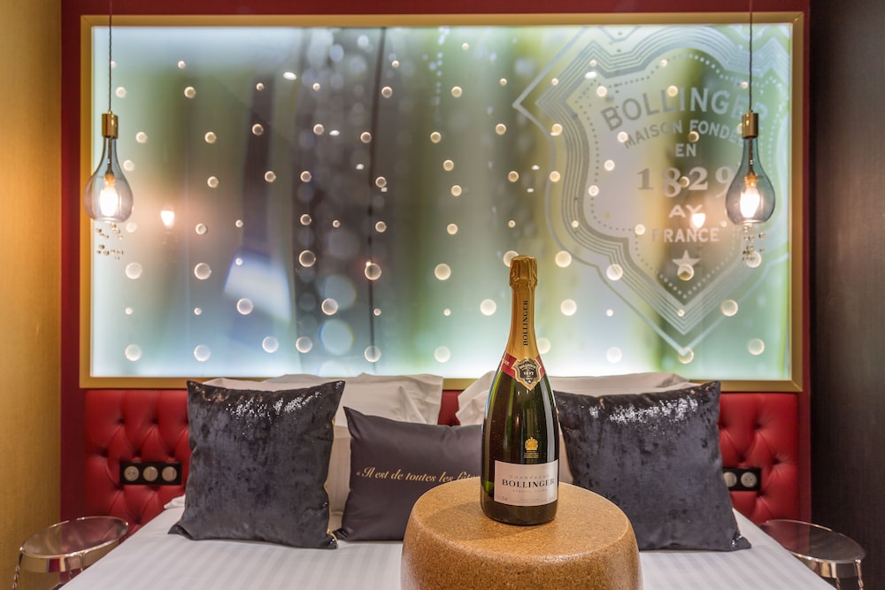 Suite del hotel Les Bulles de Paris. Foto 9