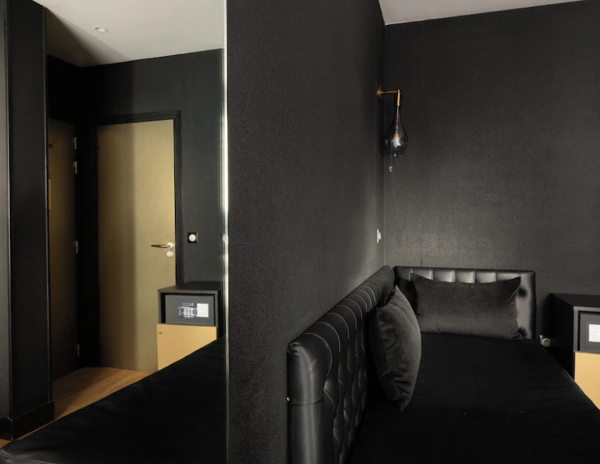 Habitación Triple Deluxe del hotel Les Bulles de Paris. Foto 7