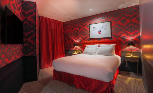 Habitación Doble Deluxe del hotel La Parizienne By Elegancia. Foto 8
