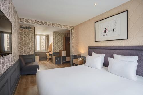 Habitación Doble Deluxe del hotel La Parizienne By Elegancia. Foto 13