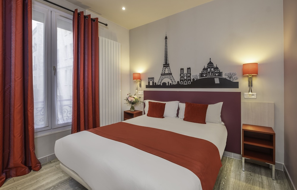 Habitación estándar con 1 cama doble o 2 individuales del hotel Grand De Turin. Foto 3