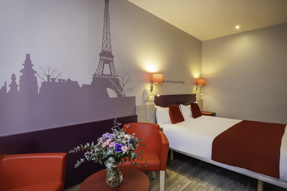 Habitación superior con 1 cama doble o 2 individuales del hotel Grand De Turin. Foto 1