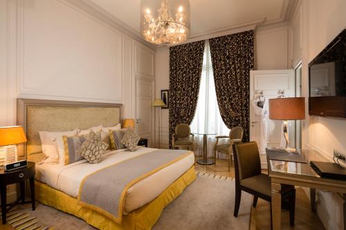 Habitación Deluxe Grande del hotel Majestic Spa Paris. Foto 5