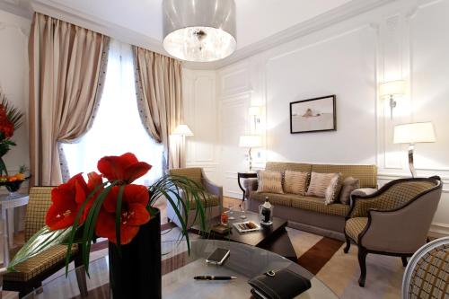 Suite Junior Deluxe del hotel Majestic Spa Paris. Foto 1