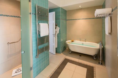 Suite Prestige del hotel Majestic Spa Paris. Foto 7