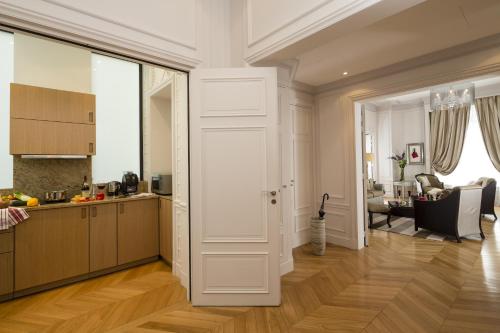 Suite Prestige del hotel Majestic Spa Paris. Foto 10