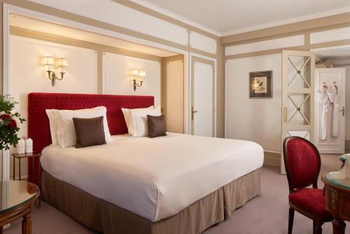 Habitación Superior del hotel Majestic Spa Paris. Foto 1