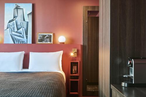 Habitación Doble Clásica del hotel Mercure Paris Tour Eiffel Pont Mirabeau. Foto 10