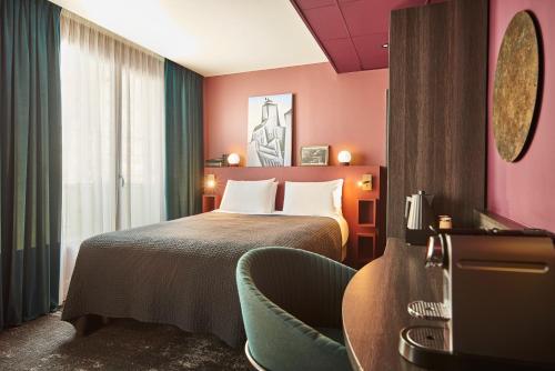 Deluxe Room with terrace - One Double Bed del hotel Mercure Paris Tour Eiffel Pont Mirabeau