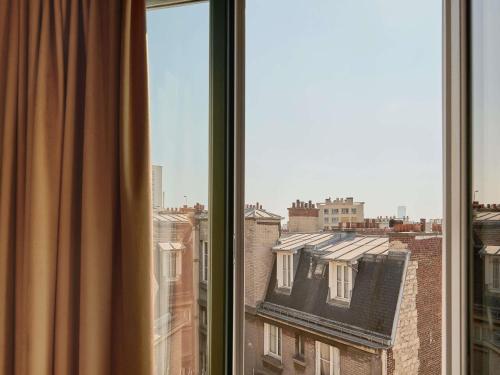 Habitación Doble Privilege con sofá cama del hotel Mercure Paris Tour Eiffel Pont Mirabeau