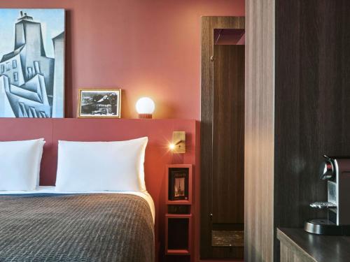 Deluxe Room with terrace - One Double Bed del hotel Mercure Paris Tour Eiffel Pont Mirabeau. Foto 1