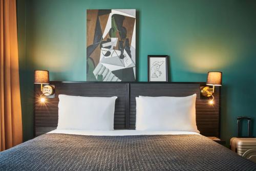 Deluxe Room with terrace - One Double Bed del hotel Mercure Paris Tour Eiffel Pont Mirabeau. Foto 12