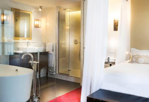 Habitación Doble Deluxe - 1 o 2 camas del hotel Moliere. Foto 2