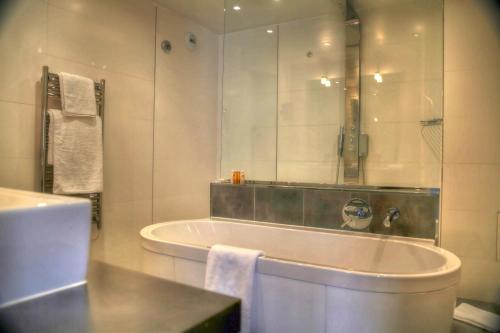 Suite del hotel Moliere. Foto 2