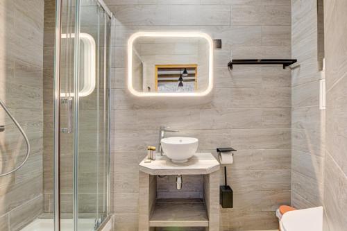 Estudio con sofá cama del hotel Marie. Foto 6