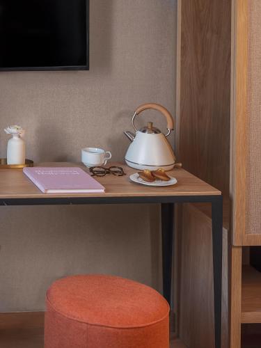 Habitación Doble Clásica del hotel Tilsitt Etoile. Foto 5