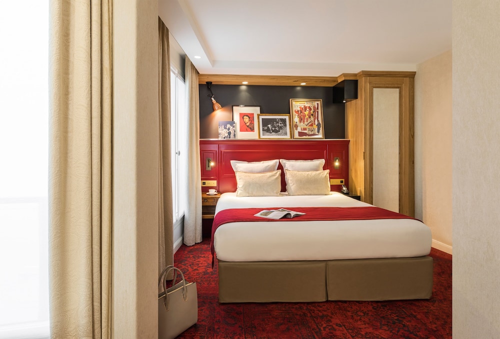 Habitación Deluxe, no fumadores, vistas al patio del hotel Ducs De Bourgogne. Foto 2
