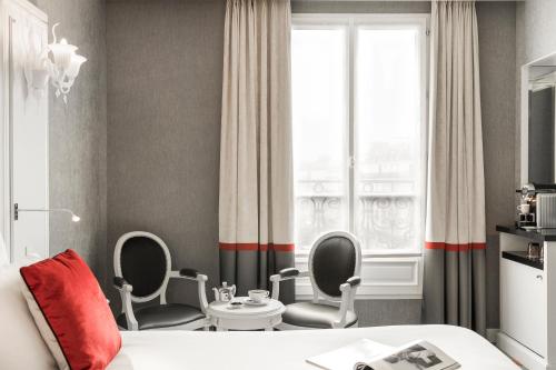 Suite Executive - Cama extragrande del hotel Maison Albar Hotels Le Diamond
