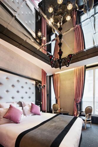 Suite Junior con cama extragrande del hotel Maison Albar Hotels Le Diamond. Foto 6