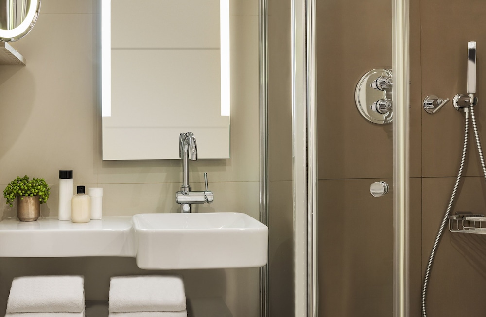 Habitación superior del hotel Opéra Opal. Foto 13