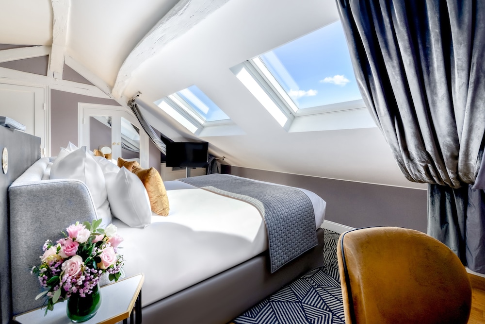 Habitación ejecutiva del hotel Opéra Opal. Foto 3