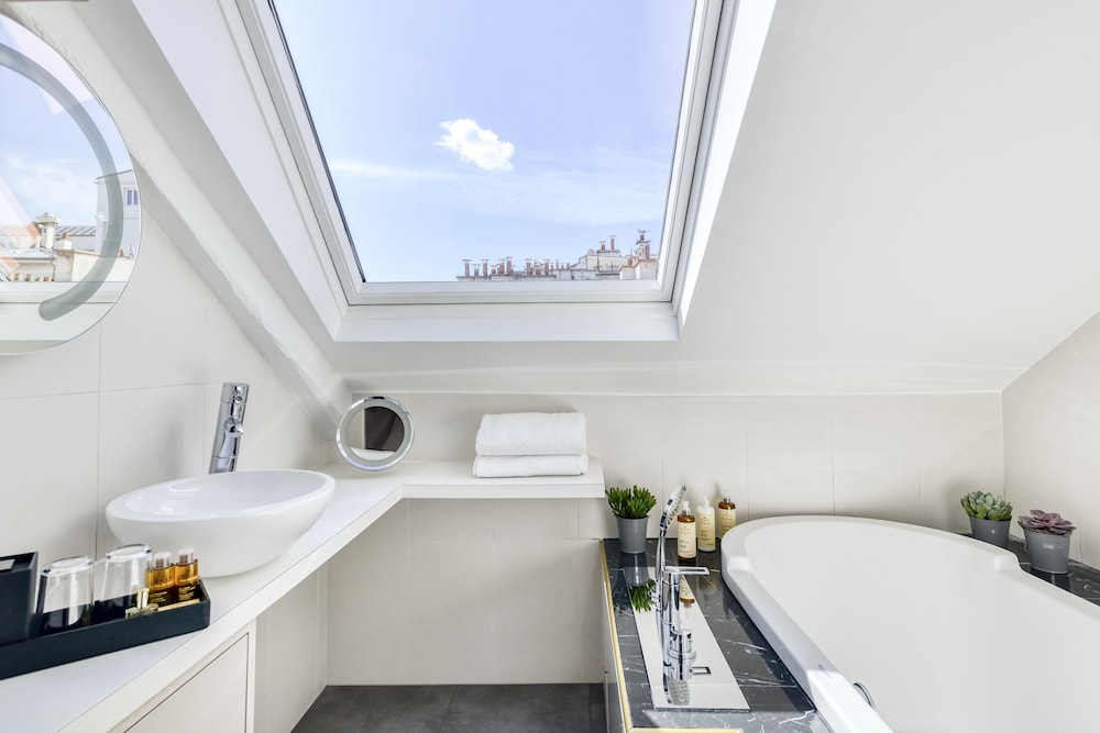 Habitación ejecutiva del hotel Opéra Opal. Foto 14