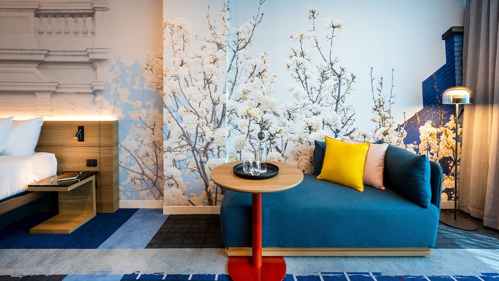 Estudio con cama king y cocina del hotel Novotel Melbourne Preston. Foto 4