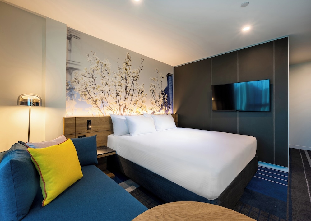 Habitación Deluxe con 1 cama king del hotel Novotel Melbourne Preston. Foto 3